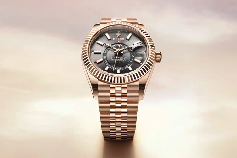 Sky-Dweller – 42 mm in 18 ct Yellow Gold | Prestige Travel Watch with Dual Time Zone & Annual Calendar
